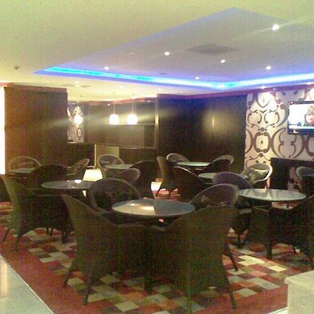 Crom Express Airport Hotel - Jeddah Dschidda Exterior foto